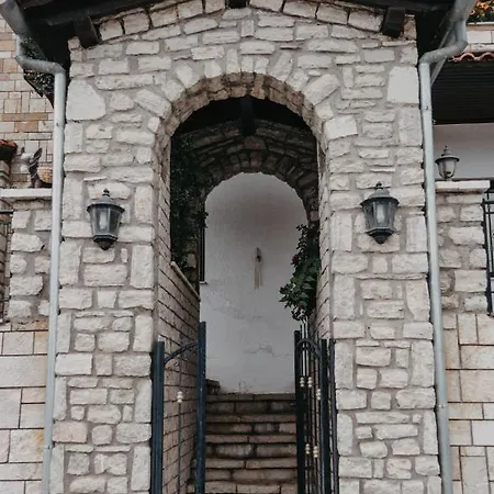 Obrava Triple Mountain View Apartment Kotronion (Trikala)
