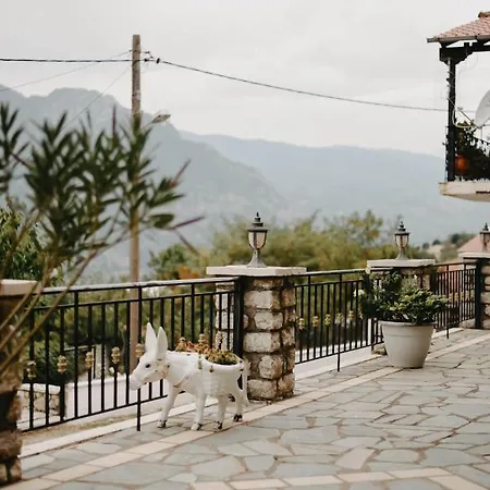 Obrava Triple Mountain View Apartment Kotronion (Trikala)