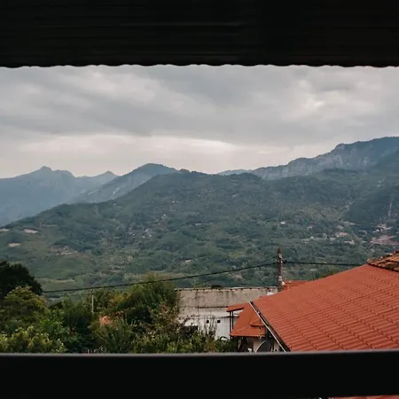 Apartment Obrava Triple Mountain View